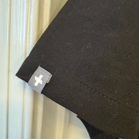 NWT Figs Chisec Three-Pocket Scrub Men’s Top. SIZE XXL - Picture 5 of 11